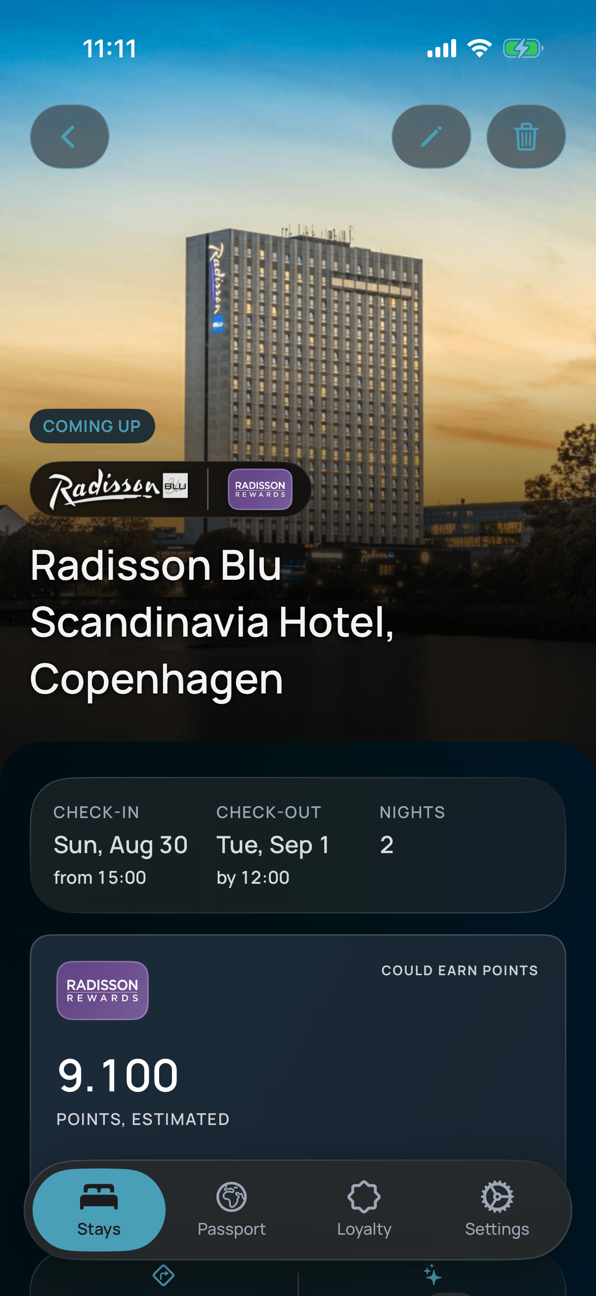A stay in full: check-in and check-out dates, the free cancellation deadline, loyalty progress for the stay and a map to the hotel.